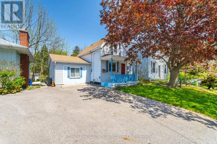 16 ROYAL AVENUE, Hamilton