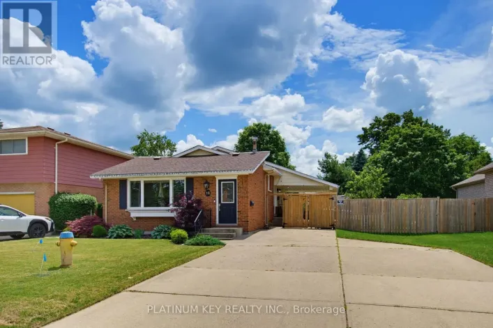 16 SHARPE DRIVE, Strathroy-Caradoc