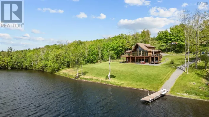 16 Sunset Lane, Goshen