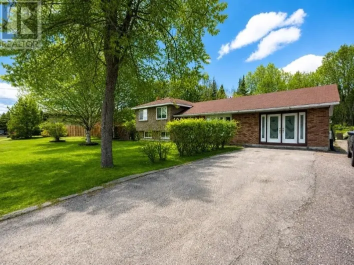 16 Terrace Heights Drive, Terrace Bay