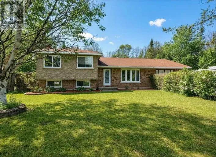 16 TERRACE HEIGHTS DRIVE, Terrace Bay