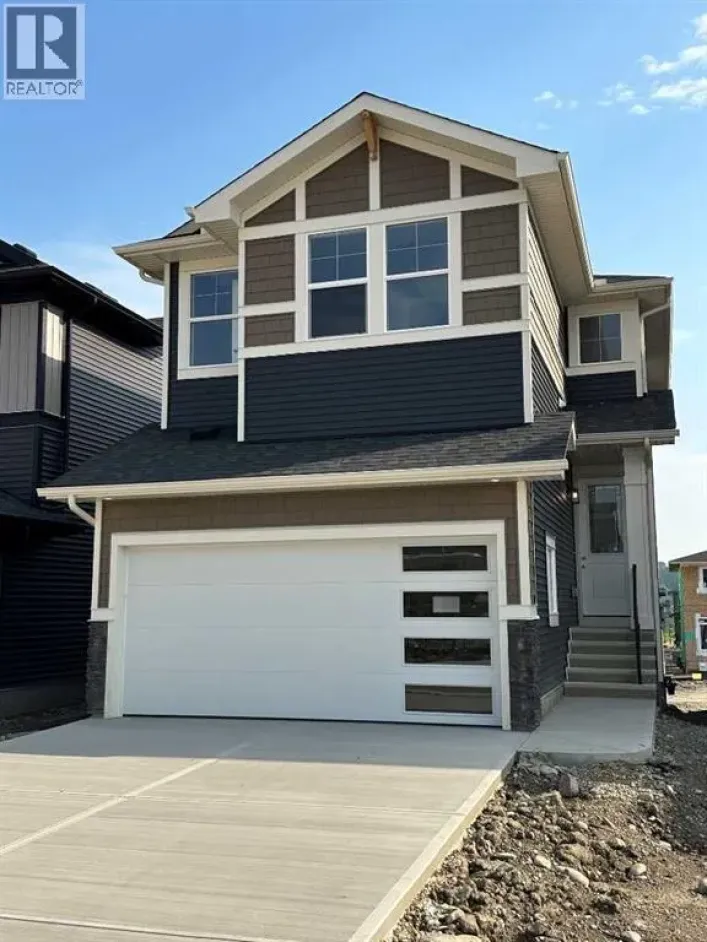 16 Topaz Place, Cochrane