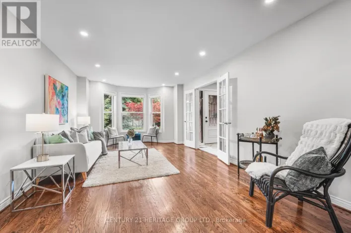 16 WAINWRIGHT AVENUE, Richmond Hill