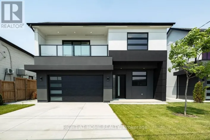 16 WALSH AVENUE, Toronto