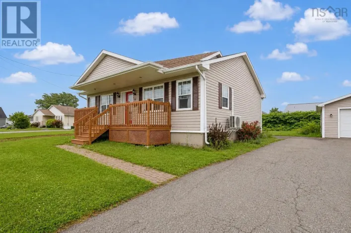 House for sale: 16 Water Street, Glace Bay