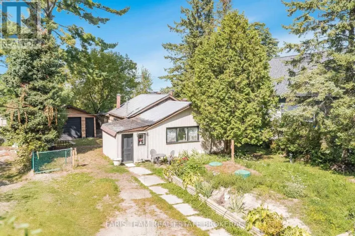 16 WATERSIDE DRIVE, Tay