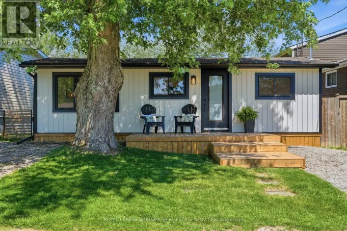 16 WESTMORELAND LANE, Haldimand