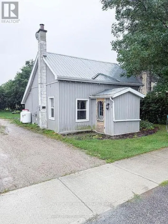 16 WHITECHURCH STREET, Huron-Kinloss