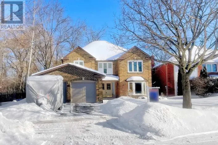 16 WILLIS DRIVE, Aurora