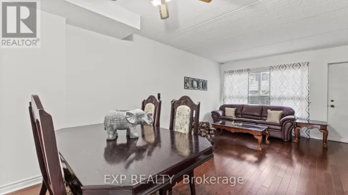 160 - 180 MISSISSAUGA VALLEY BOULEVARD, Mississauga