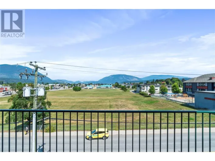 160 5 Avenue SW Unit# 401, Salmon Arm