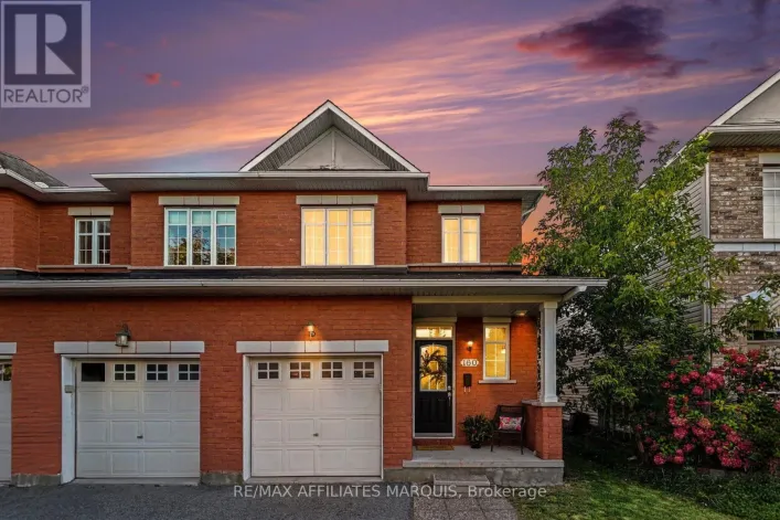 160 DEERCROFT AVENUE, Ottawa