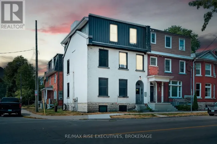 160 KING STREET E, Kingston