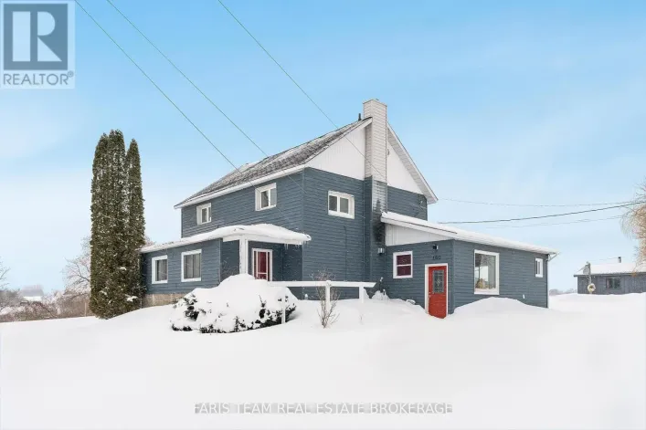 160 LAFONTAINE ROAD W, Tiny