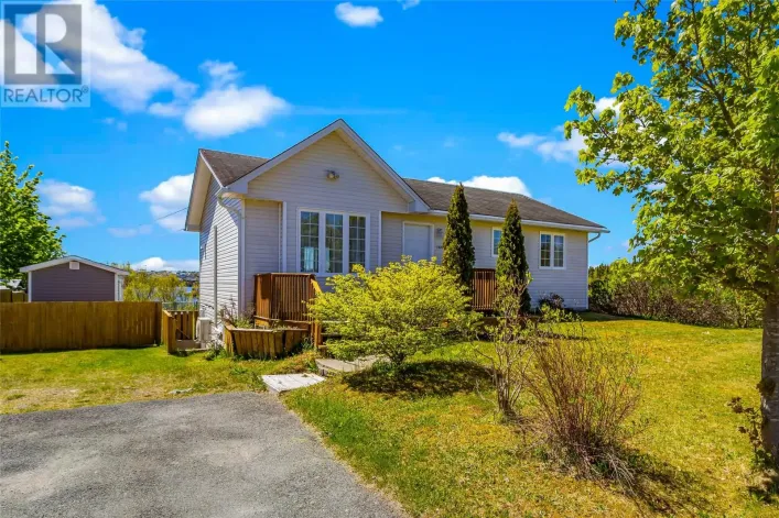 160 Lanark Drive, Paradise