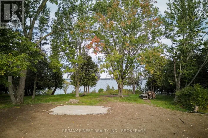 1600 FRONT ROAD, Loyalist