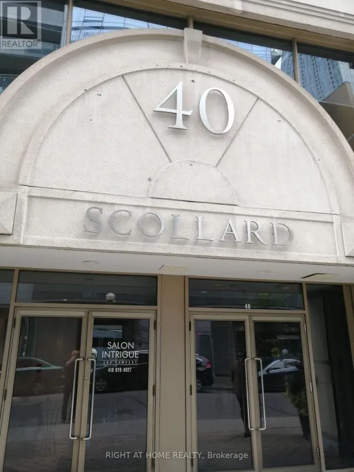 1601 - 40 SCOLLARD STREET, Toronto