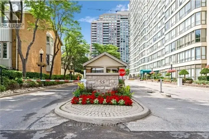 Apartment for sale: 1601 - 55 ELM DRIVE W, Mississauga