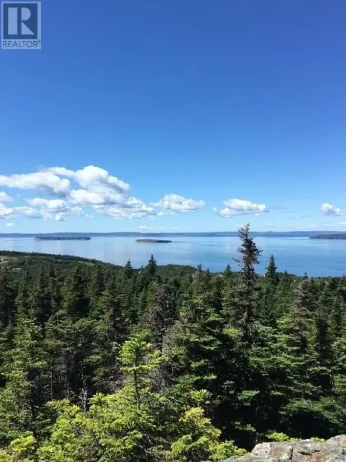 160-182 Moonlight Drive, Paradise