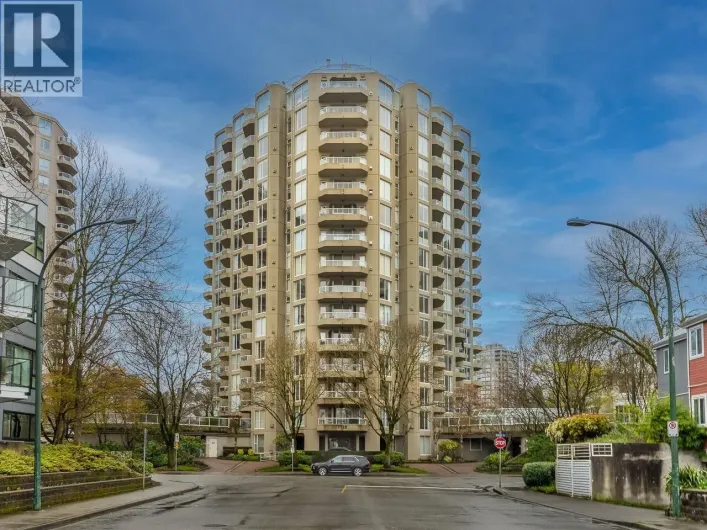 1602 1135 QUAYSIDE DRIVE, New Westminster