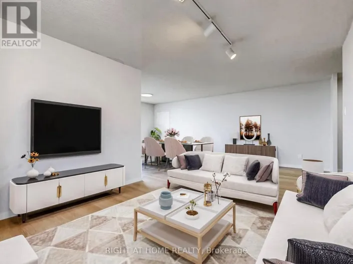 1602 - 133 TORRESDALE AVENUE, Toronto