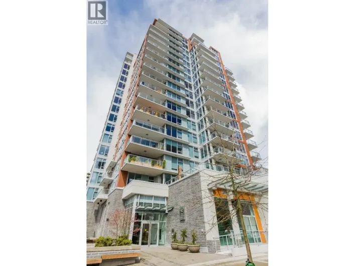 1602 150 W 15TH STREET, North Vancouver
