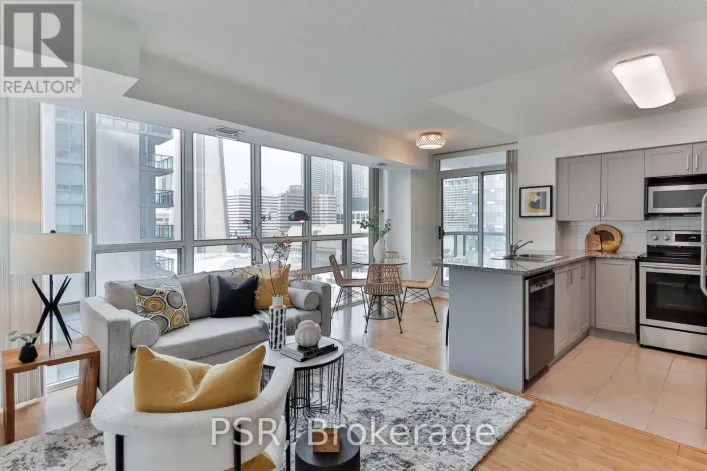 1602 - 30 GRAND TRUNK CRESCENT, Toronto