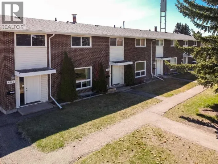1602, 3907 39 Street, Red Deer