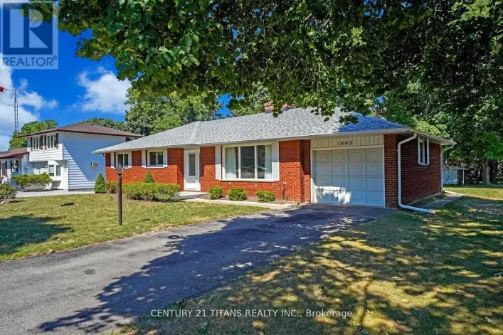 1602 HWY 2 N, Clarington