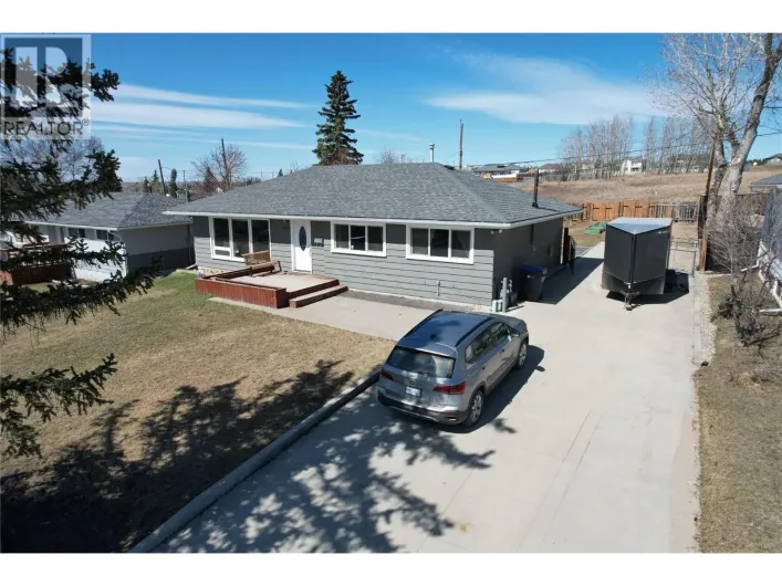 1604 94 Avenue, Dawson Creek