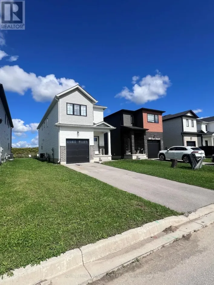 1604 CAPRI CRESCENT, London North