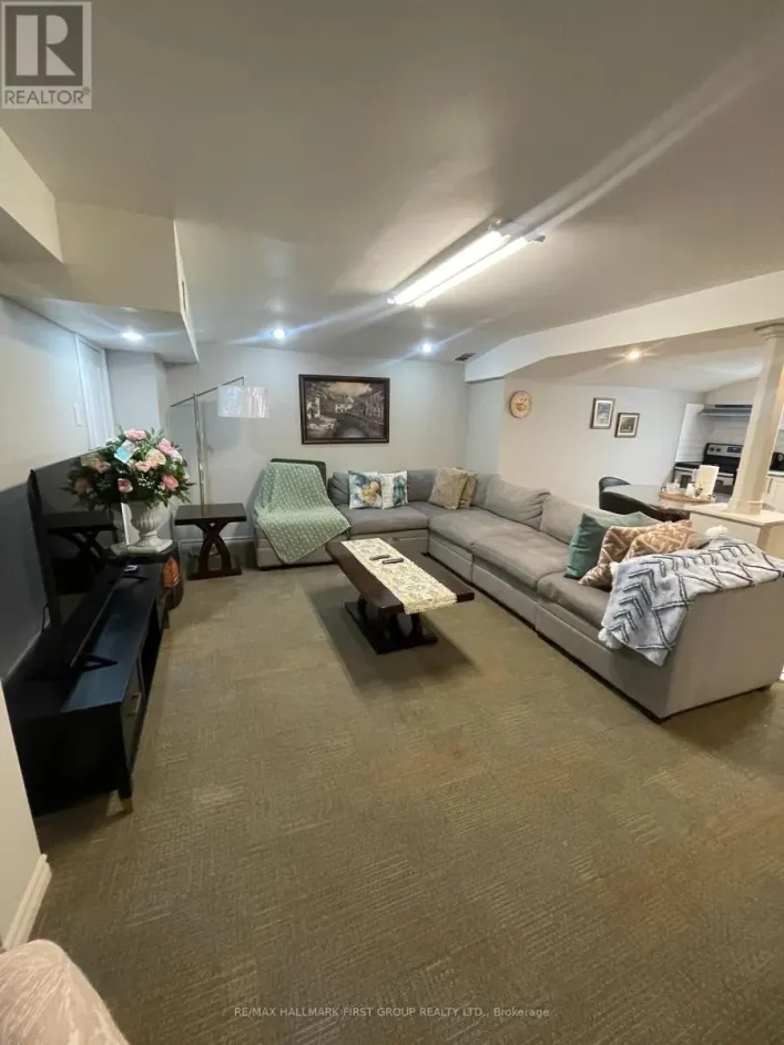 1604 MIDDLETON STREET, Pickering