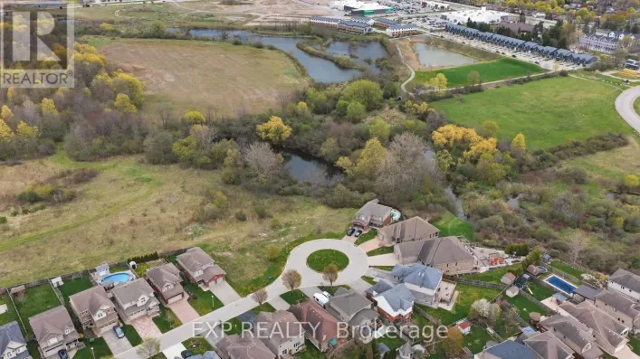 1604 VANDUSEN COURT, London North