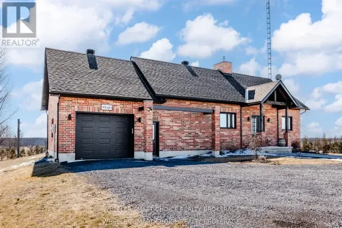 16040 COUNTY RD 18 ROAD, South Stormont