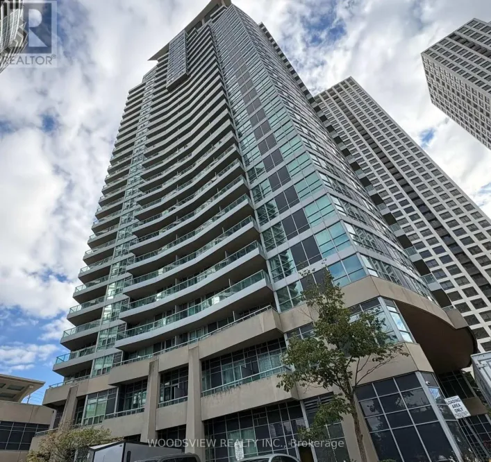 1605 - 33 ELM DRIVE, Mississauga