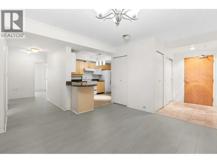 1605 6611 COONEY ROAD, Richmond