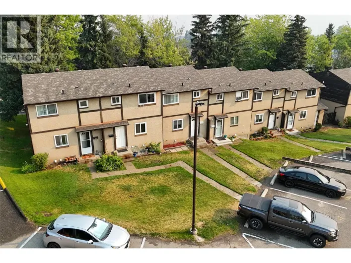 1605 Summit Drive Unit# 17, Kamloops