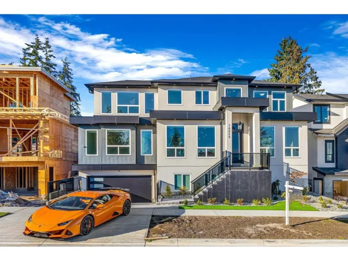 16059 9A AVE AVENUE, Surrey
