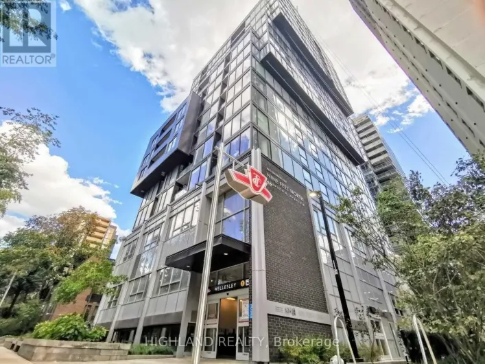1606 - 17 DUNDONALD STREET, Toronto