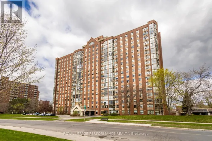 1606 - 2760 CAROUSEL CRESCENT, Ottawa