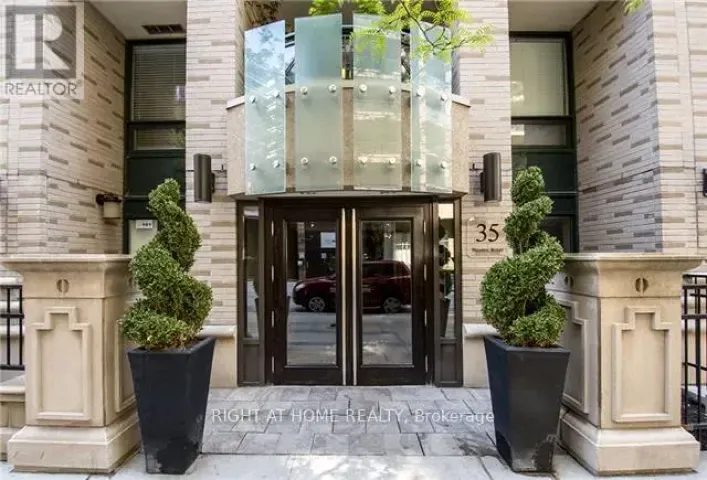 1606 - 35 HAYDEN STREET, Toronto