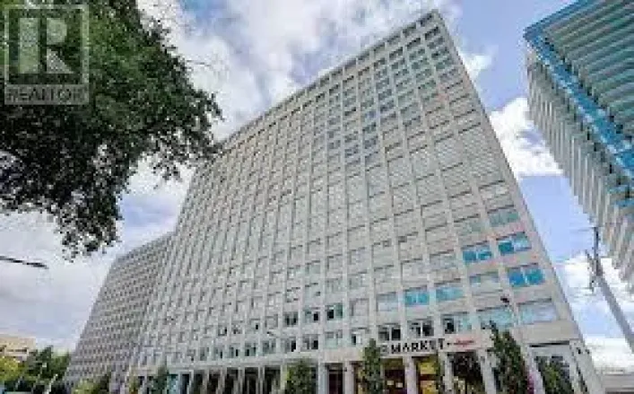 1607 - 111 ST. CLAIR AVENUE W, Toronto