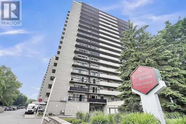 1607 - 158A MCARTHUR AVENUE, Ottawa