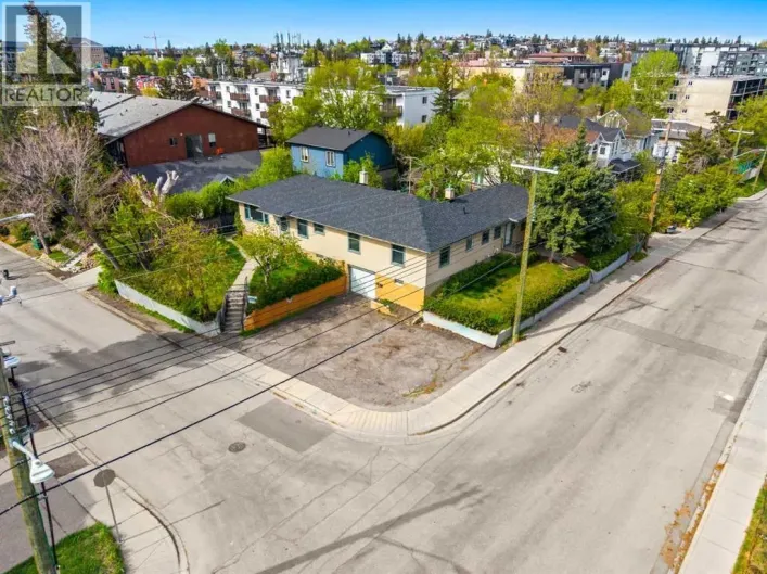 1607 25 Avenue SW, Calgary