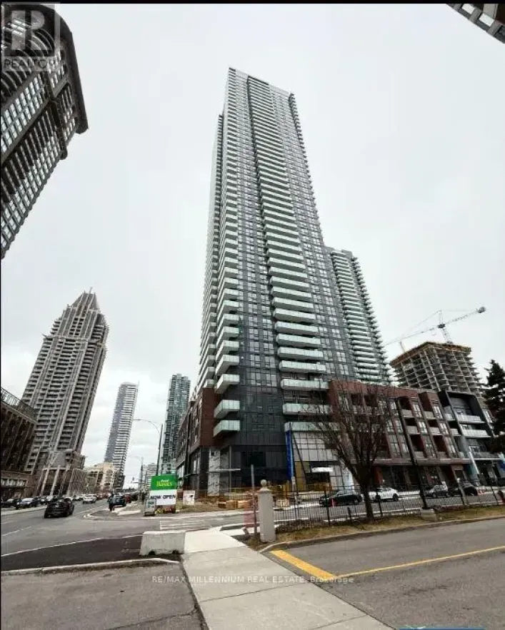 1607 - 430 SQUARE ONE DRIVE, Mississauga
