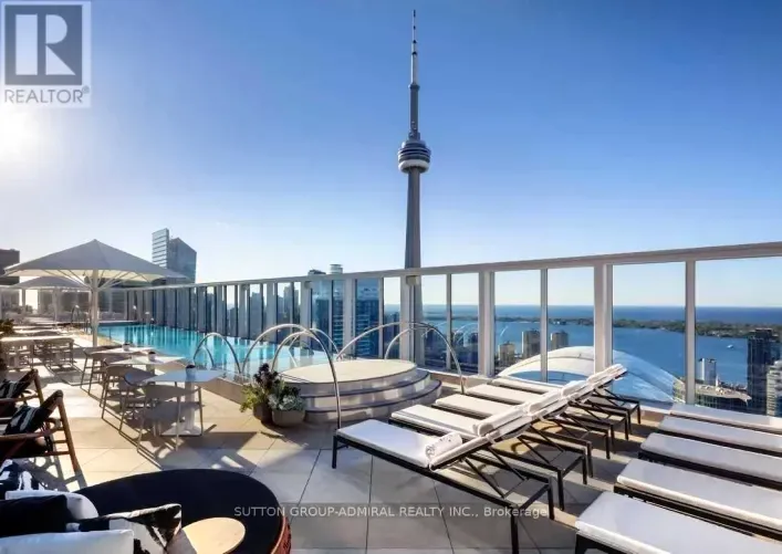 1607 - 88 BLUE JAYS WAY, Toronto