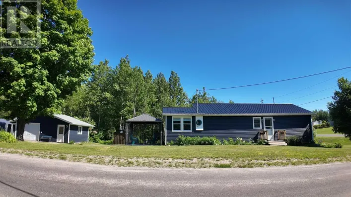 1607 Hilton RD, Jocelyn Township
