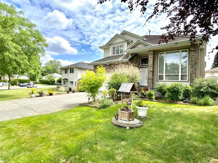 16072 96A AVENUE, Surrey