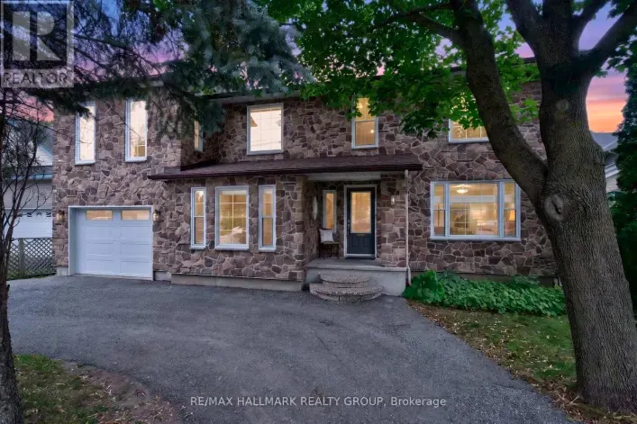 1608 PRINCE OF WALES DRIVE, Ottawa