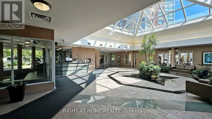 1609 - 7 CONCORDE PLACE, Toronto